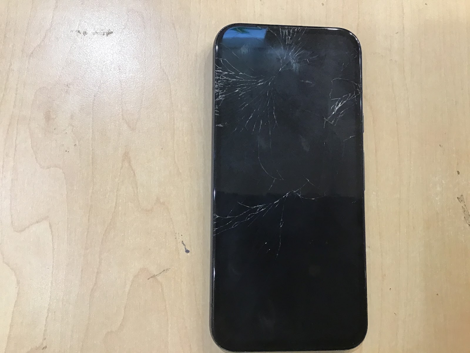 Pixel8aのバッテリー交換ならデータそのまま修理可能なスマホ修理工房町田モディ店へ！